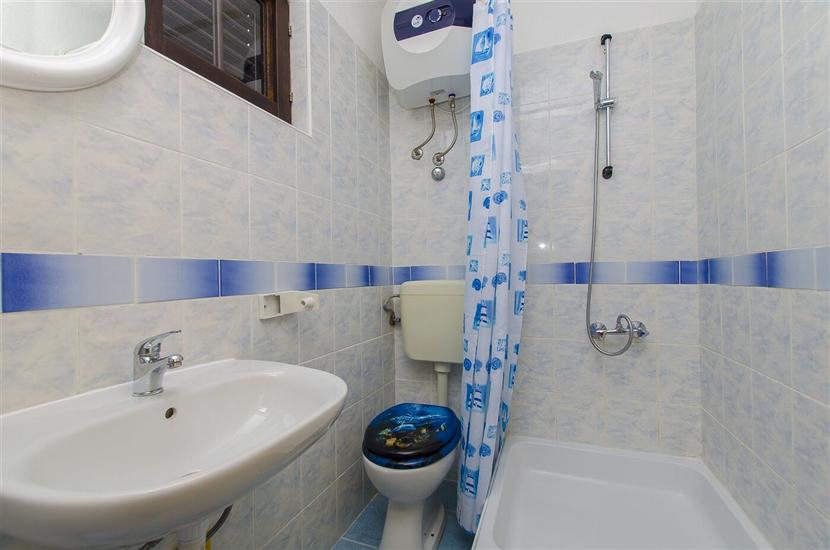 Apartment A4, for 4 persons