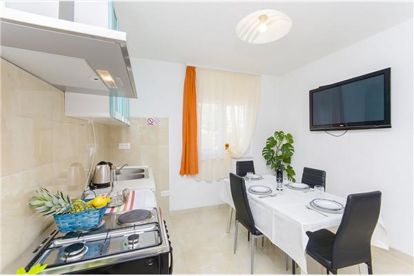 Apartment A2, for 3 persons