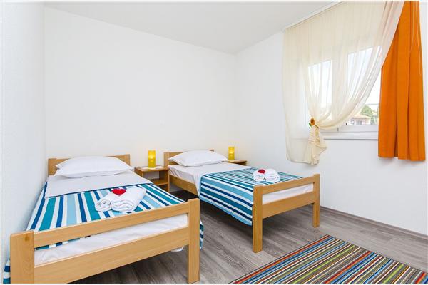 Apartment A2, for 3 persons