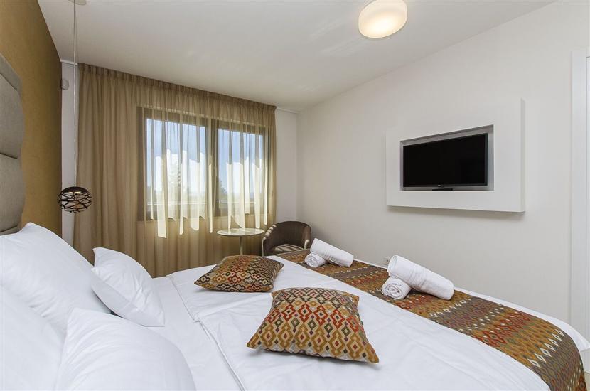 House K1, for 8 persons