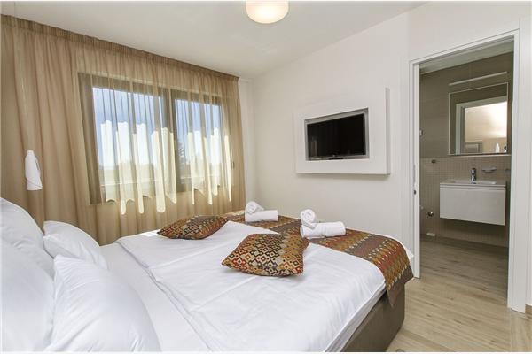 House K1, for 8 persons