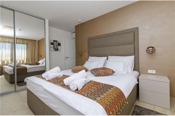 House K1, for 8 persons