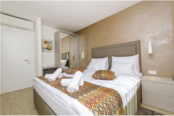 House K1, for 8 persons