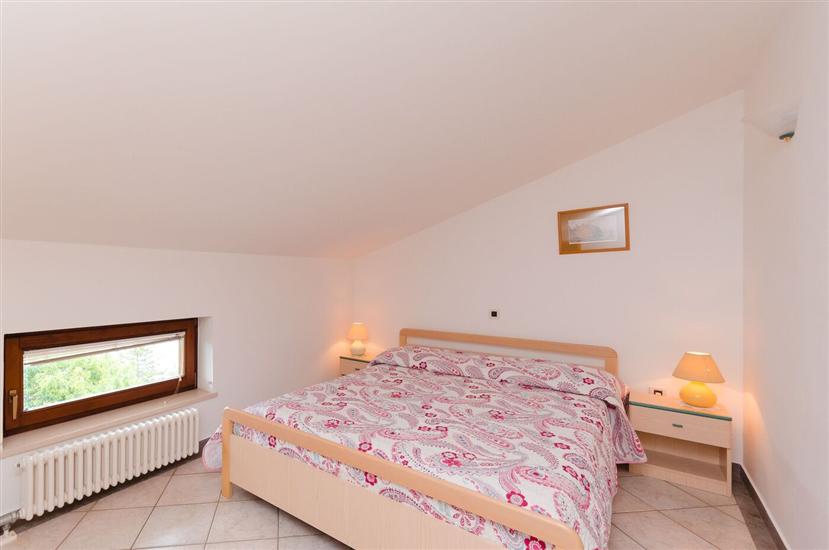 Apartment A2, for 6 persons