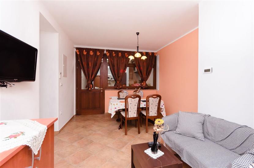 Apartment A3, for 4 persons