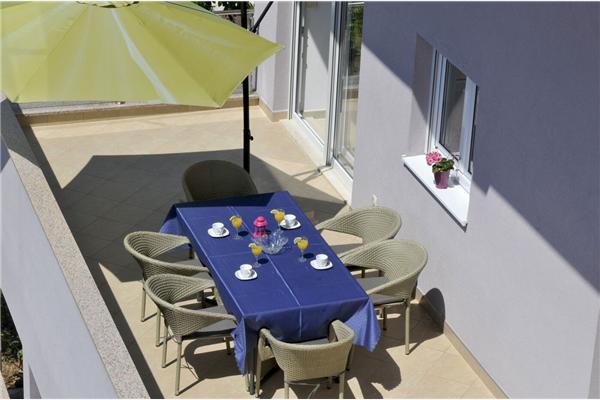 House K1, for 8 persons