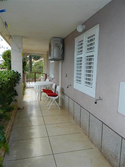 Room S1, for 4 persons