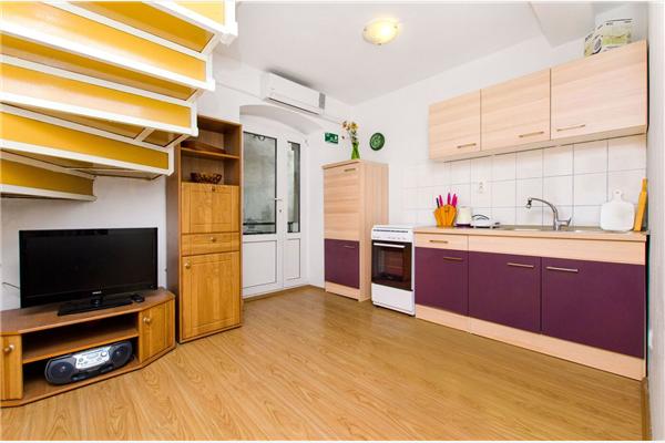 Apartment A1, for 5 persons