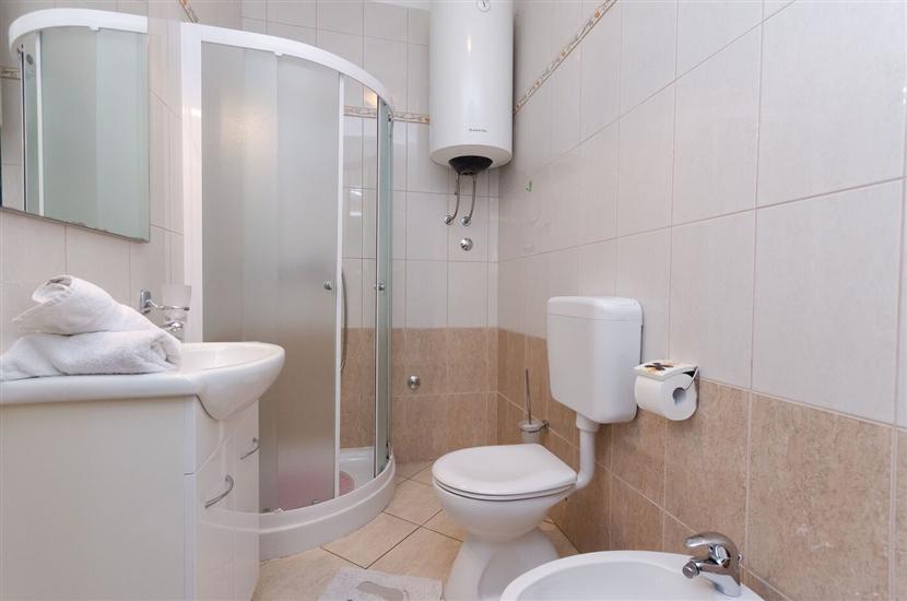 Apartment A2, for 4 persons