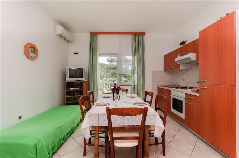 Apartment A2, for 4 persons