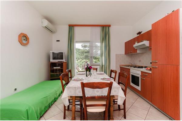 Apartment A2, for 4 persons