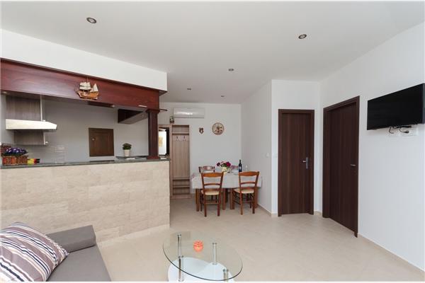 Apartment A4, for 4 persons