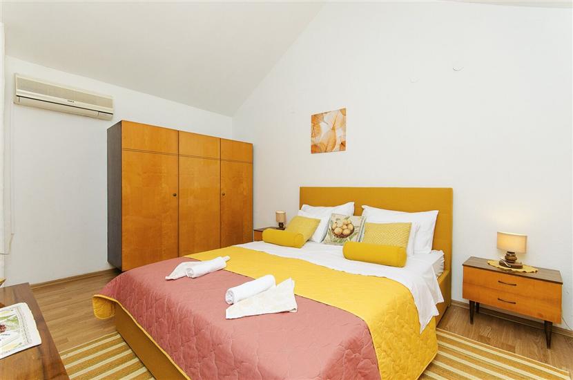 House K1, for 5 persons