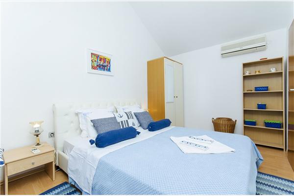 House K1, for 5 persons