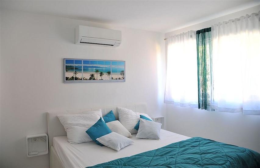 House K1, for 8 persons