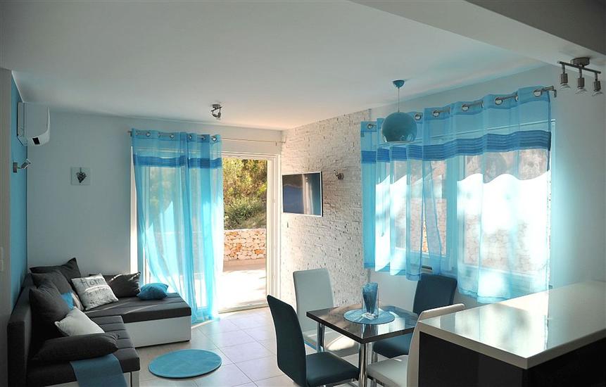 House K1, for 8 persons