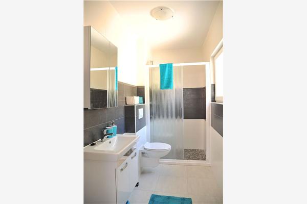 House K1, for 8 persons