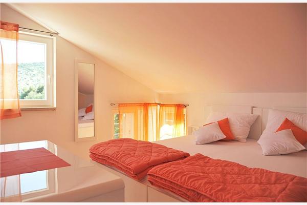 House K1, for 8 persons