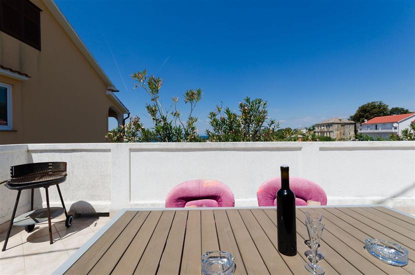 Apartment A1, for 6 persons