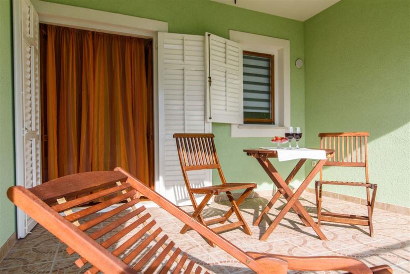 Apartment A1, for 6 persons