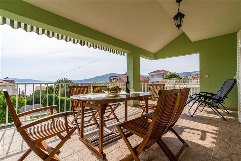 Apartment A4, for 5 persons