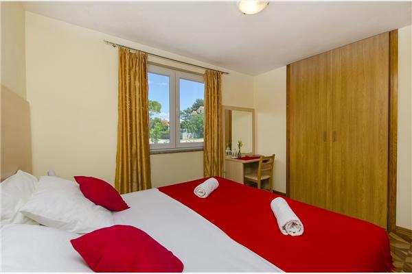 Apartment A5, for 6 persons