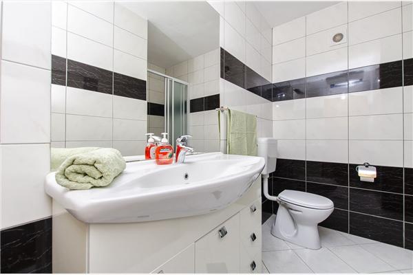 Apartment A5, for 6 persons