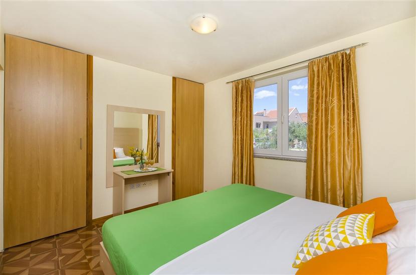 Apartment A5, for 6 persons