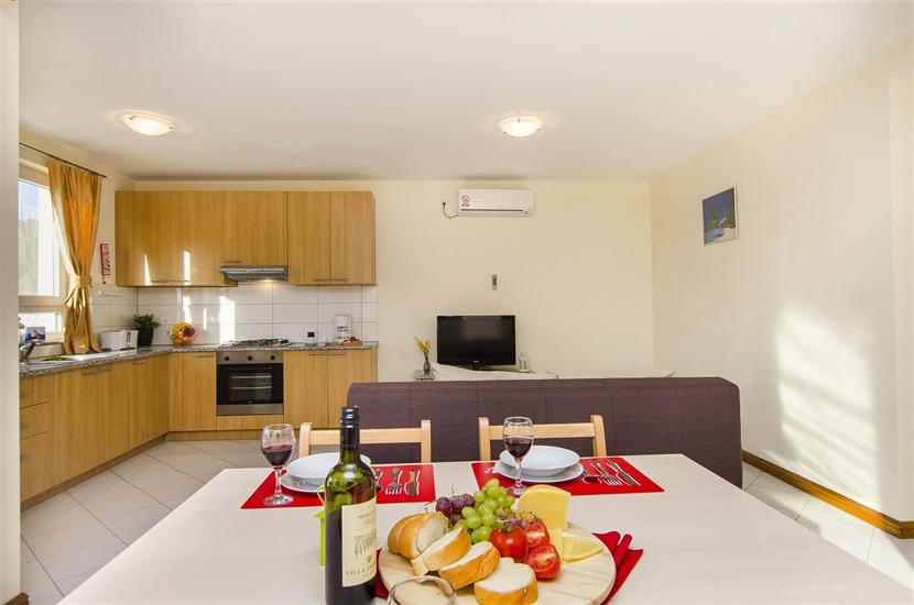 Apartment A5, for 6 persons