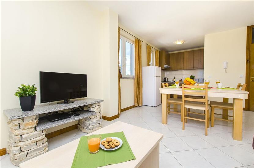 Apartment A8, for 4 persons