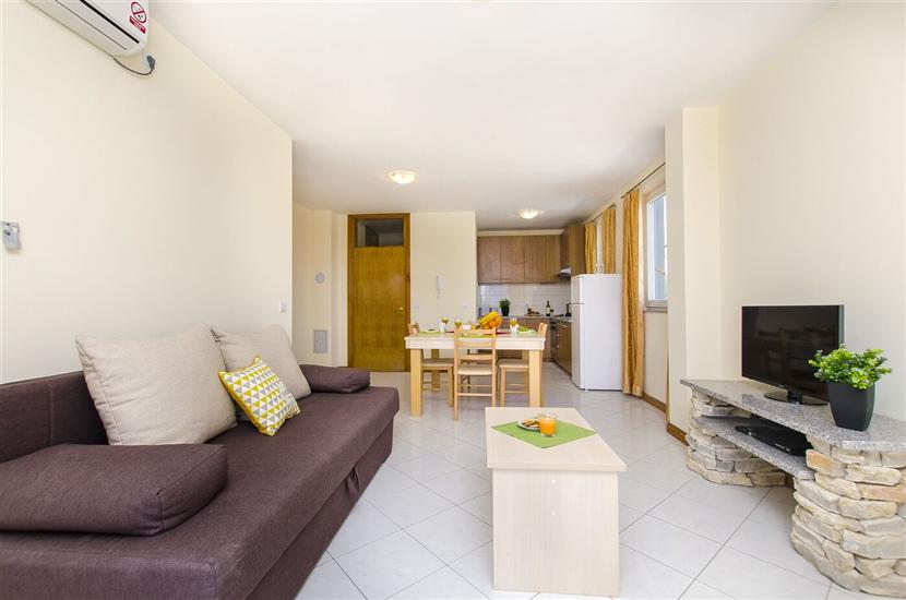 Apartment A4, for 4 persons