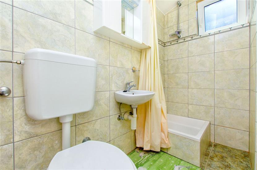 Apartment A2, for 4 persons