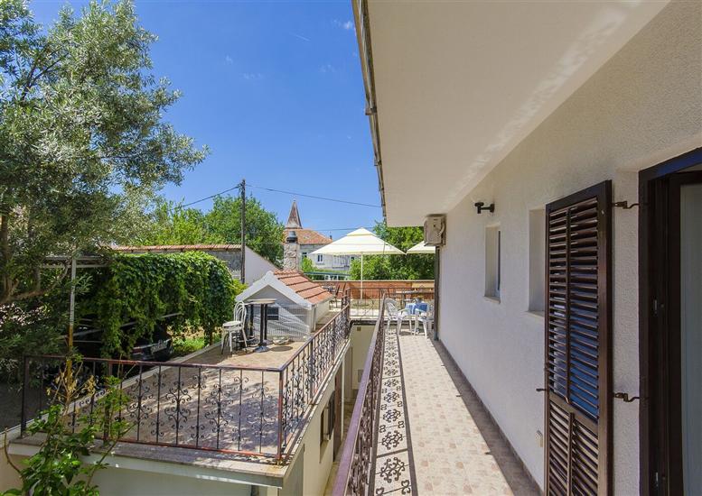 Room S5, for 2 persons