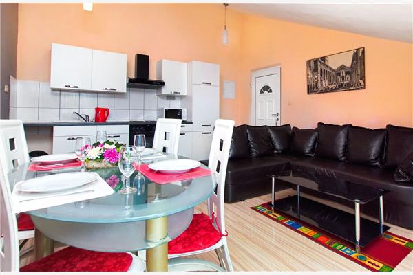 Apartment A2, for 3 persons