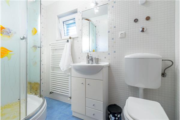 House K1, for 10 persons