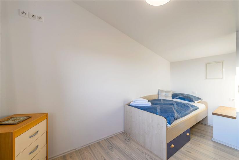 House K1, for 10 persons