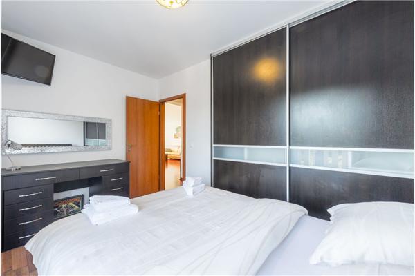 House K1, for 10 persons