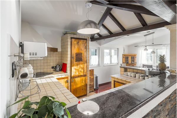 House K1, for 10 persons