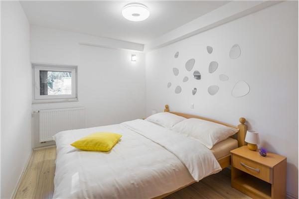 House K1, for 10 persons