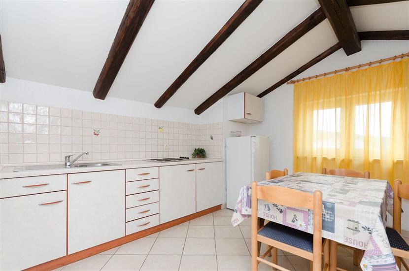 Apartment A1, for 5 persons