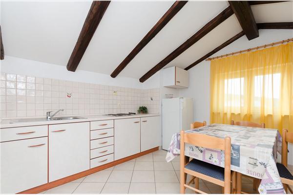 Apartment A1, for 5 persons