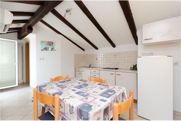 Apartment A1, for 5 persons