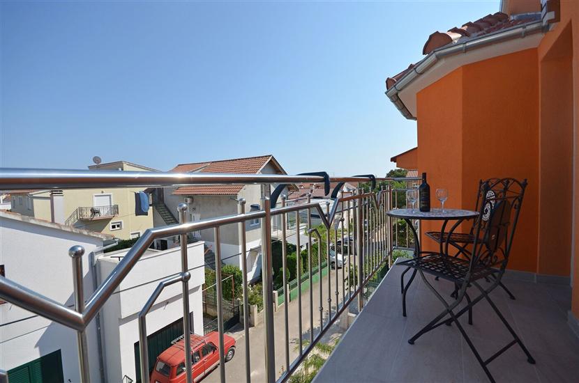 Apartment A4, for 3 persons