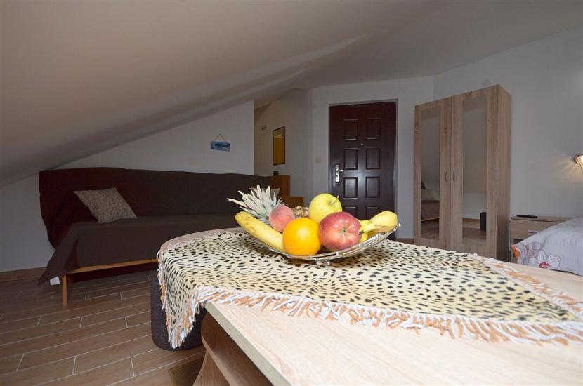 Apartment A4, for 3 persons