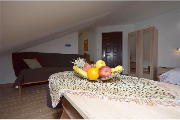 Apartment A4, for 3 persons