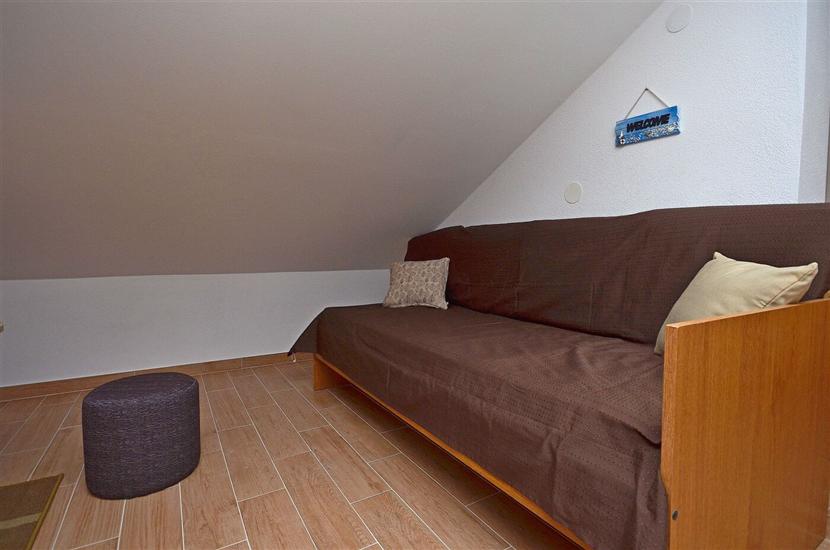 Apartment A4, for 3 persons