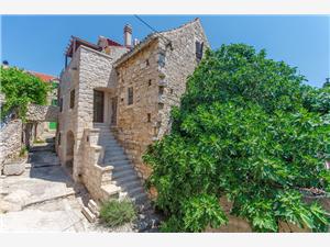 Casa Stone house island Prvić Croazia, Casa di pietra, Dimensioni 90,00 m2, Distanza aerea dal mare 30 m