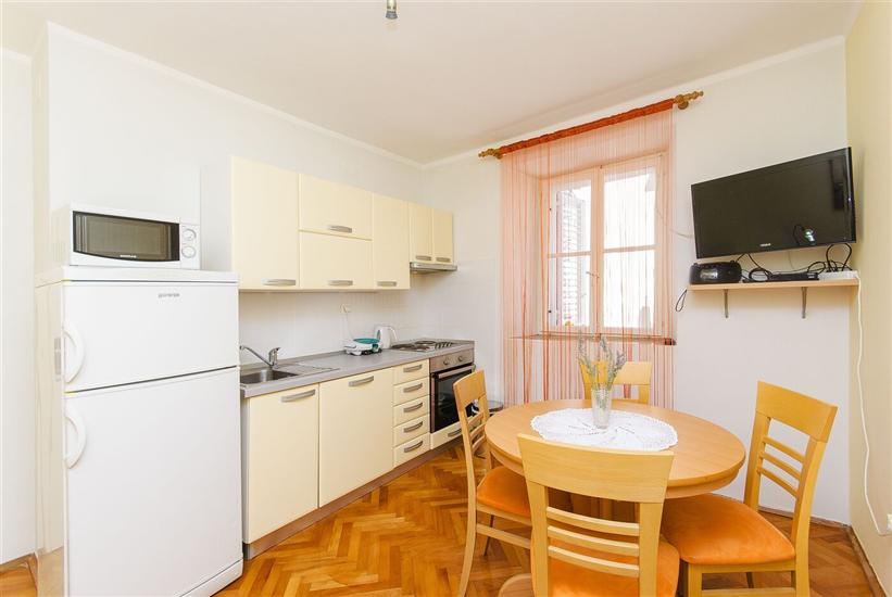 Apartment A1, for 4 persons