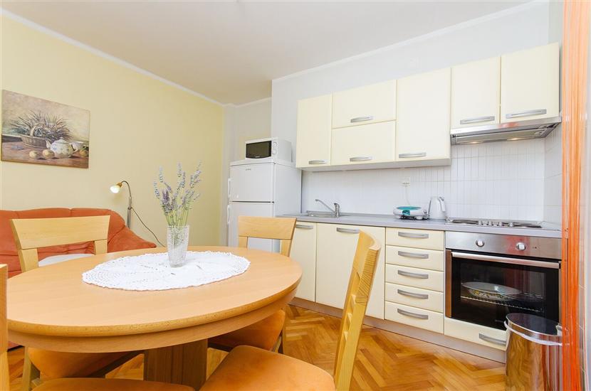 Apartment A1, for 4 persons