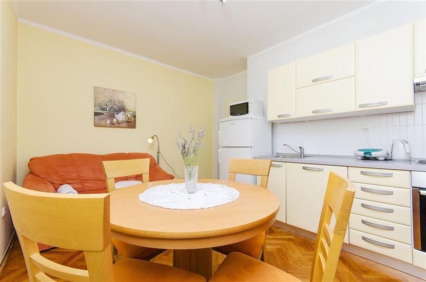 Apartment A1, for 4 persons